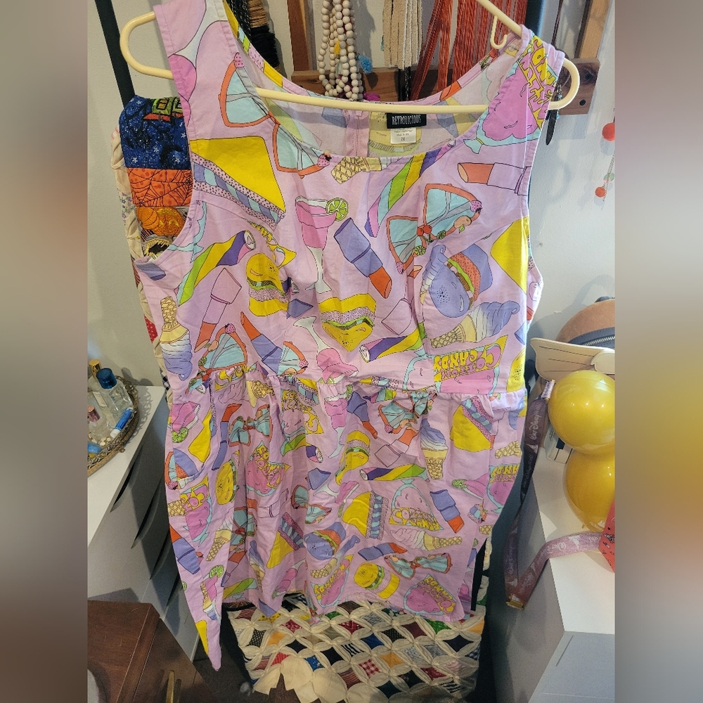 Retrolicious 2x pink lipstick dress